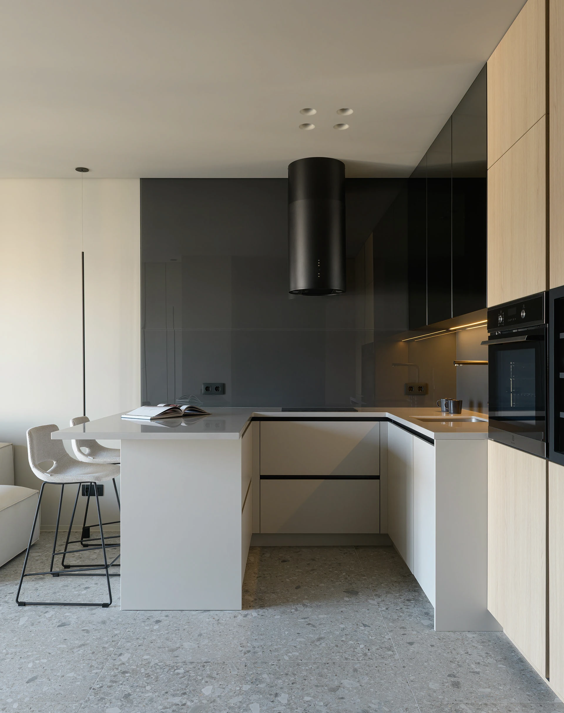 Tủ bếp tối giản căn hộ nhỏ | TA HOUSE tủ bếp tối giản